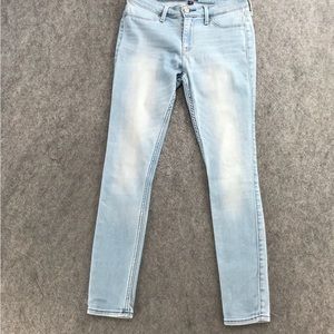 Abercrombie & Fitch Harper low rise jean legging (light wash) (Size 24)